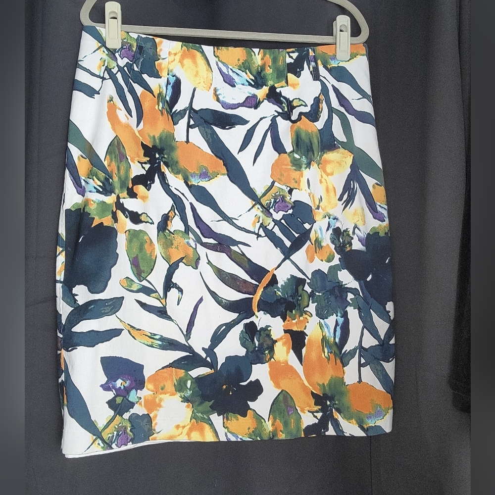 Water Color Effect Pencil Skirt